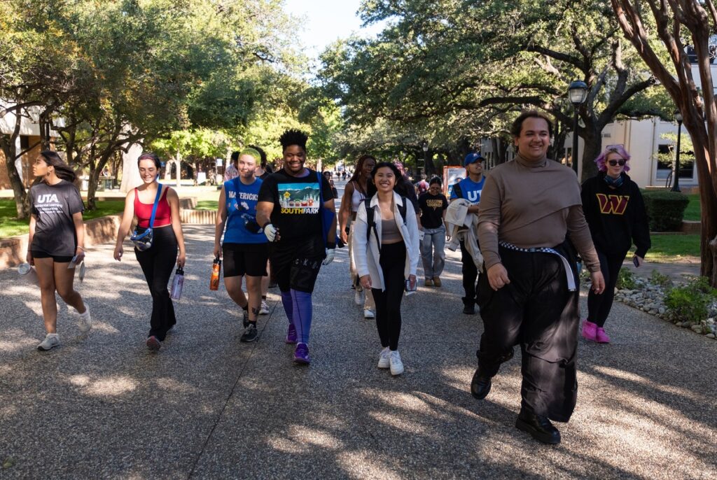 After controversy over college polling sites, Tarrant County students work to increase turnout