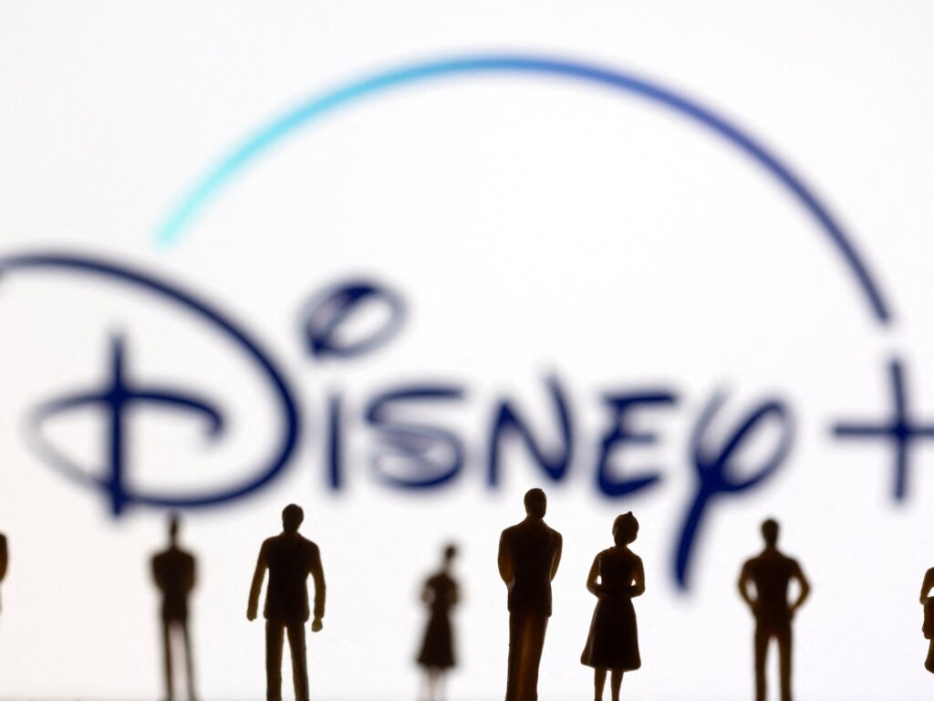 Walt Disney agrees to pay .3m to settle pay discrimination suit