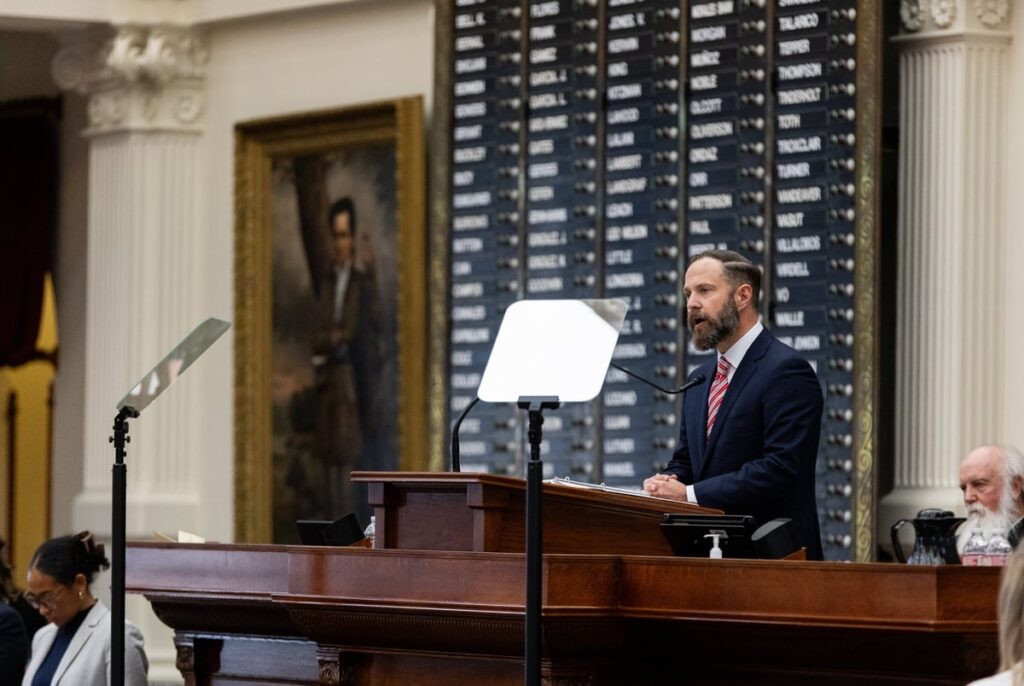 Texas Democrats lose leadership roles in state House despite support for Speaker Dustin Burrows