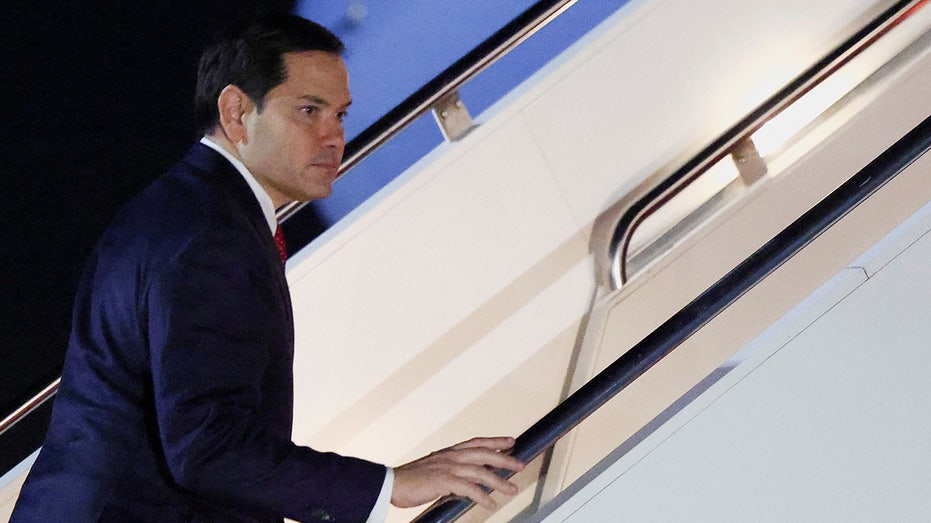 Plane carrying Sec. of State Rubio turns around after experiencing mechanical issue