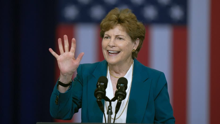 Longtime Democratic Sen. Jeanne Shaheen not seeking re-election in 2026 in key northeastern swing state